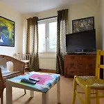 Tolstov-Hotels Big 2 Room Apartment With Balcony