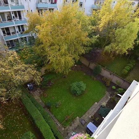 Tolstov Big 2 With Balcony Apartment