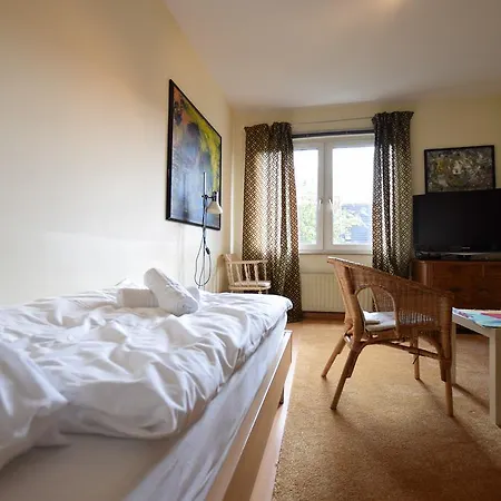 Apartment Tolstov Big 2 With Balcony Düsseldorf